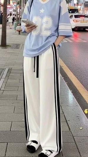 WHITE STRIP TROUSER