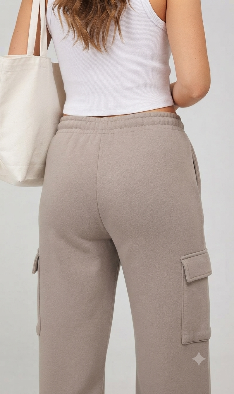 Baige High-Waisted Cargo Sweatpant