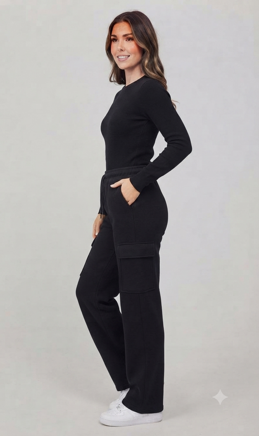 Black High-Waisted Cargo Sweatpant